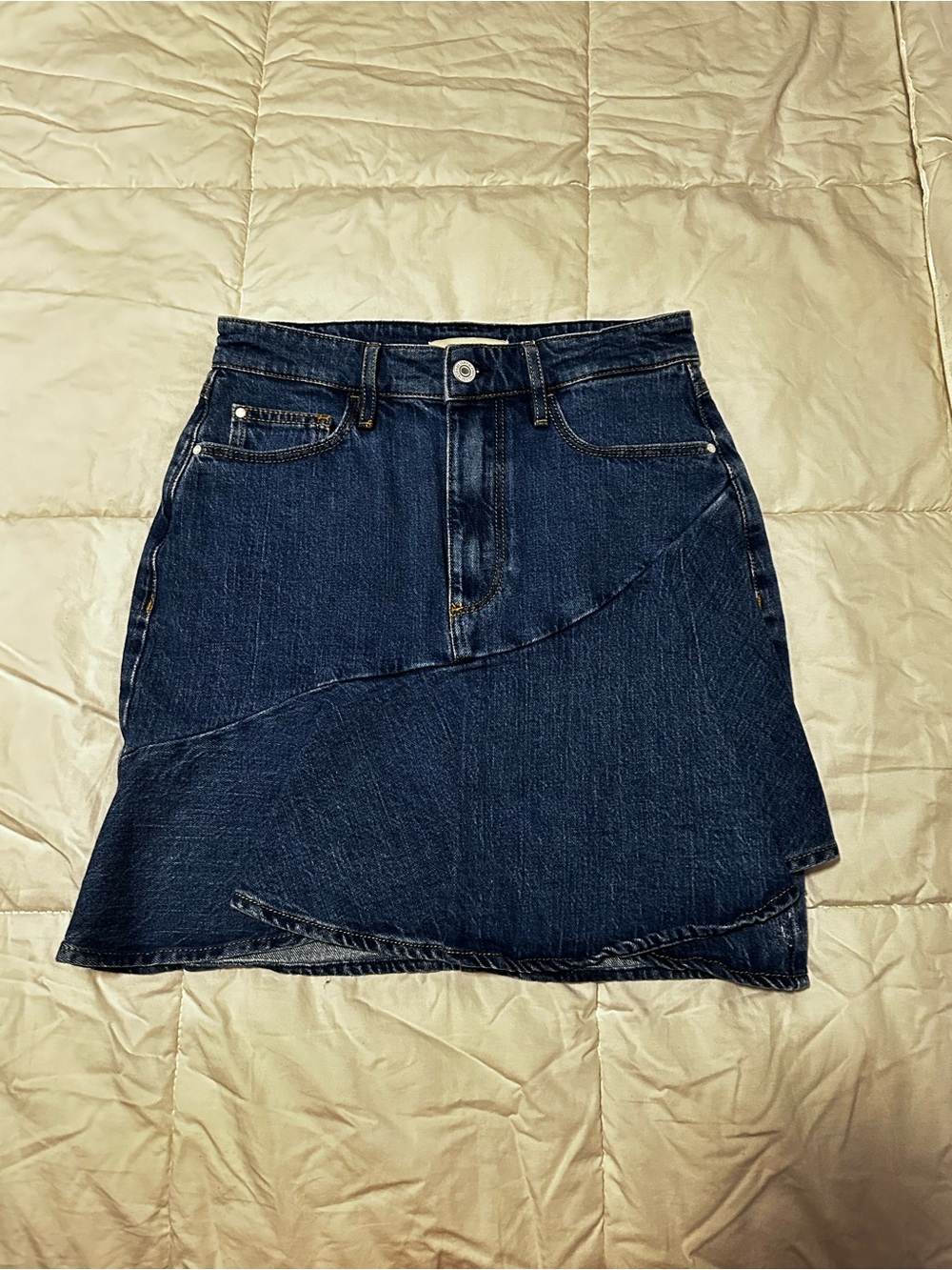NWT Guess Dark Blue Denim Asymmetrical Mini Skirt - Women's